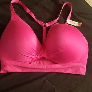 Brand New Victoria's Secret Wireless Uplift Bra